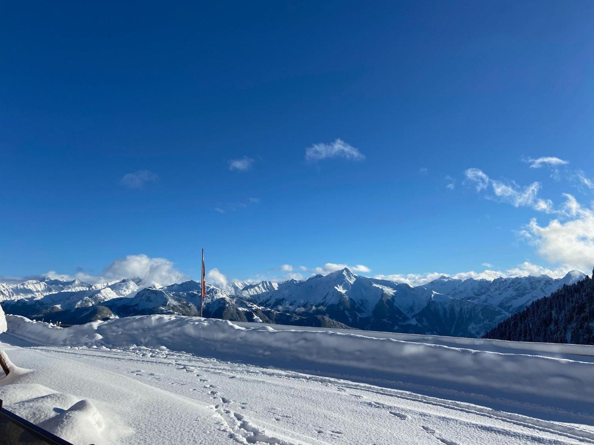 New Holiday Home On The Alm With Terrace And Balcony Zellberg 외부 사진